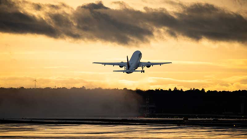 Cielos abiertos: el fin del monopolio aéreo en Bolivia 